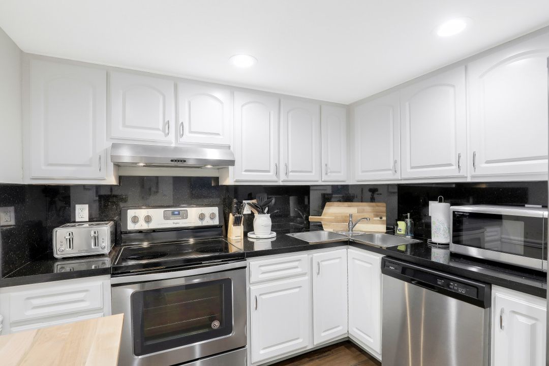 380 Seaview Ct #1708, Marco Island, FL 34145