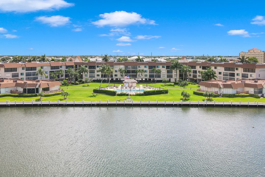 730 W Elkcam Cir #203, Marco Island, FL 34145