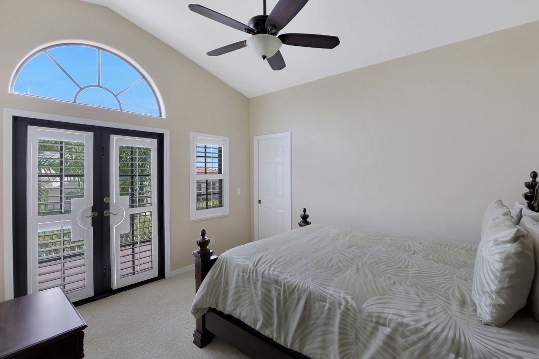 426 Spinnaker Dr, Marco Island, FL 34145