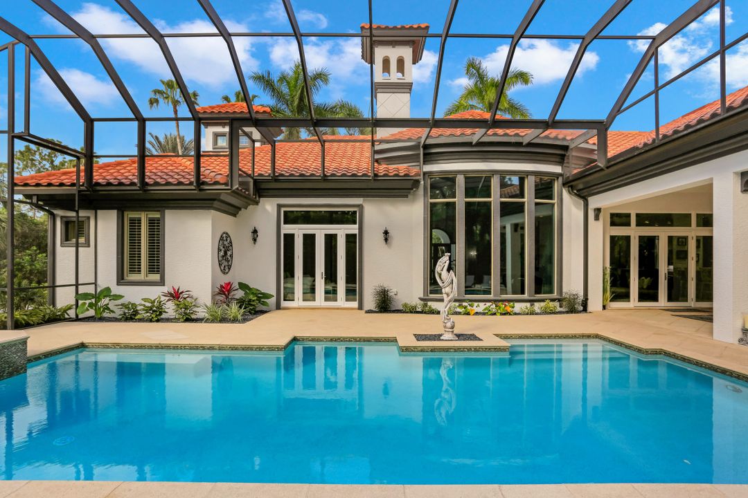 4642 Idylwood Ln, Naples, FL 34119