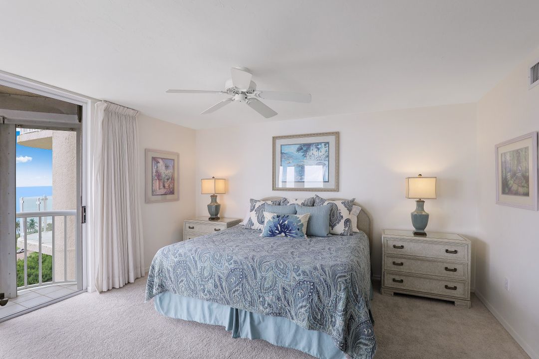 40 Seagate Dr #1101, Naples, FL 34103