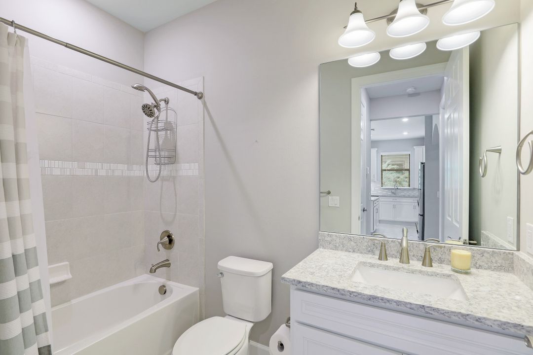 7650 Jacaranda Ln, Naples, FL 34114