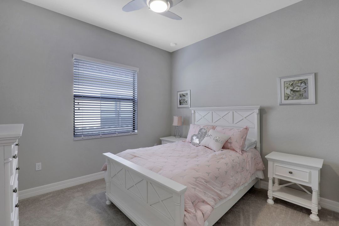 13459 Sumter Ln, Naples, FL 34109