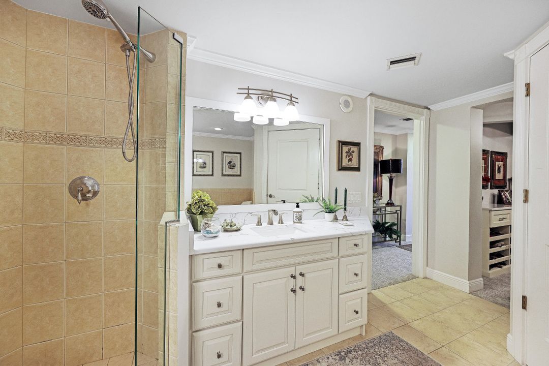 6081 Silver King Blvd #501, Cape Coral, FL 33914