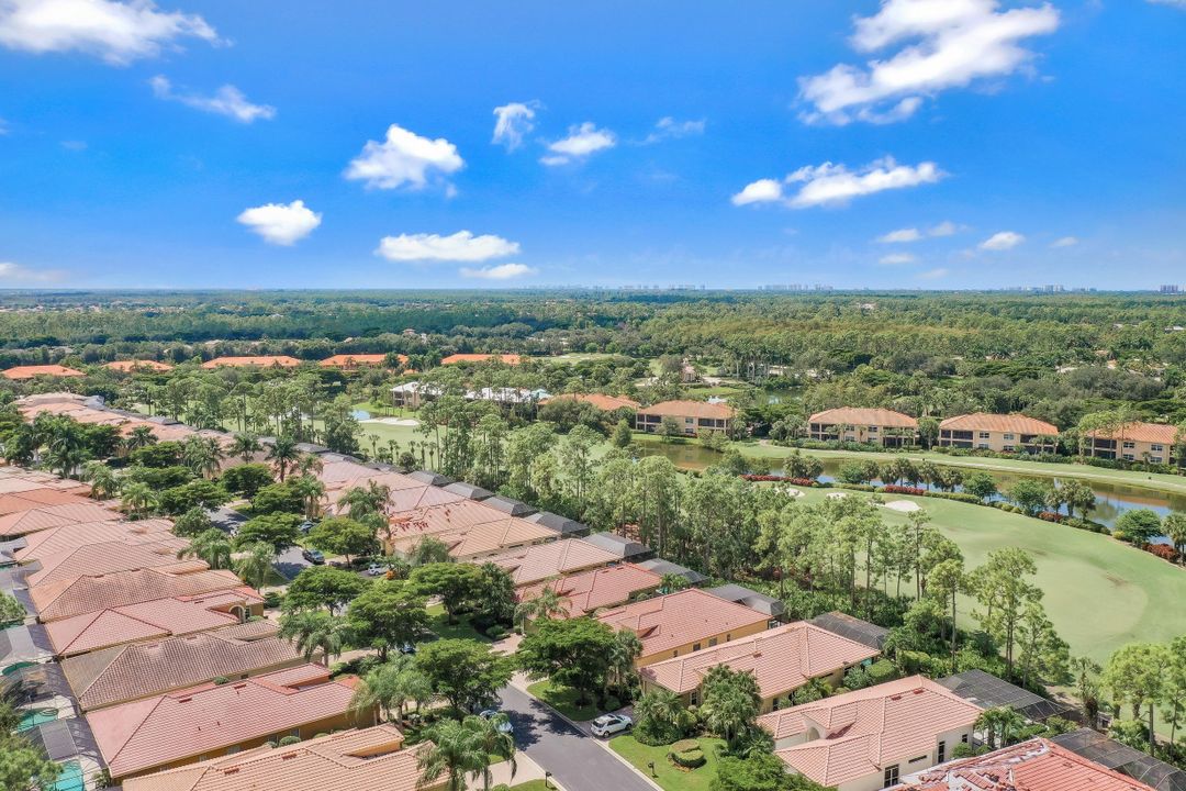 28637 Pienza Ct, Bonita Springs, FL 34135