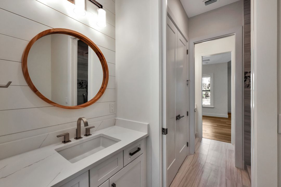 1385 Alcazar Ave, Fort Myers, FL 33901