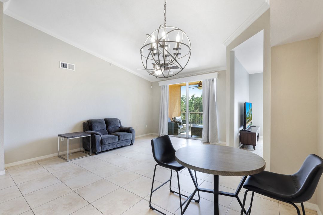 10017 Villagio Gardens Ln #207, Estero, FL 33928