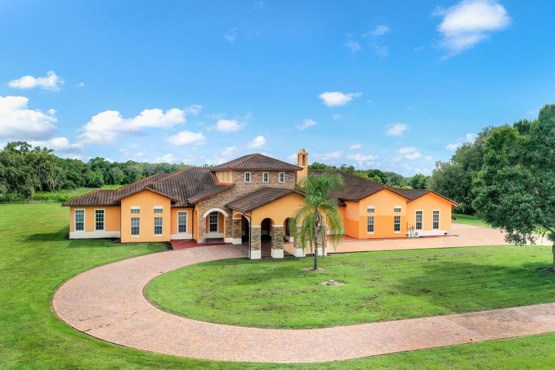 2304 FL-66, Zolfo Springs, FL 33890