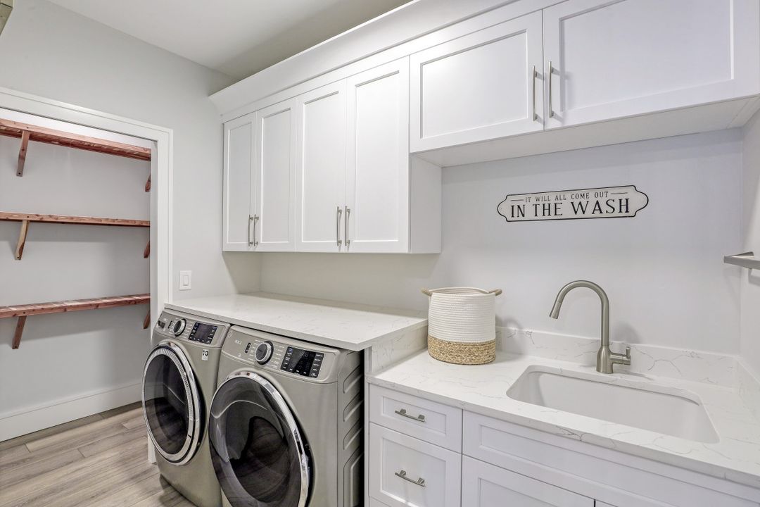 835 Bentwater Cir #103, Naples, FL 34108