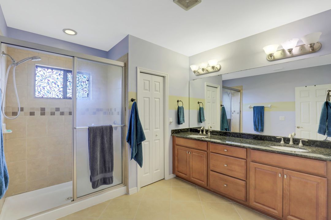 15571 Summit Pl Cir, Naples, FL 34119