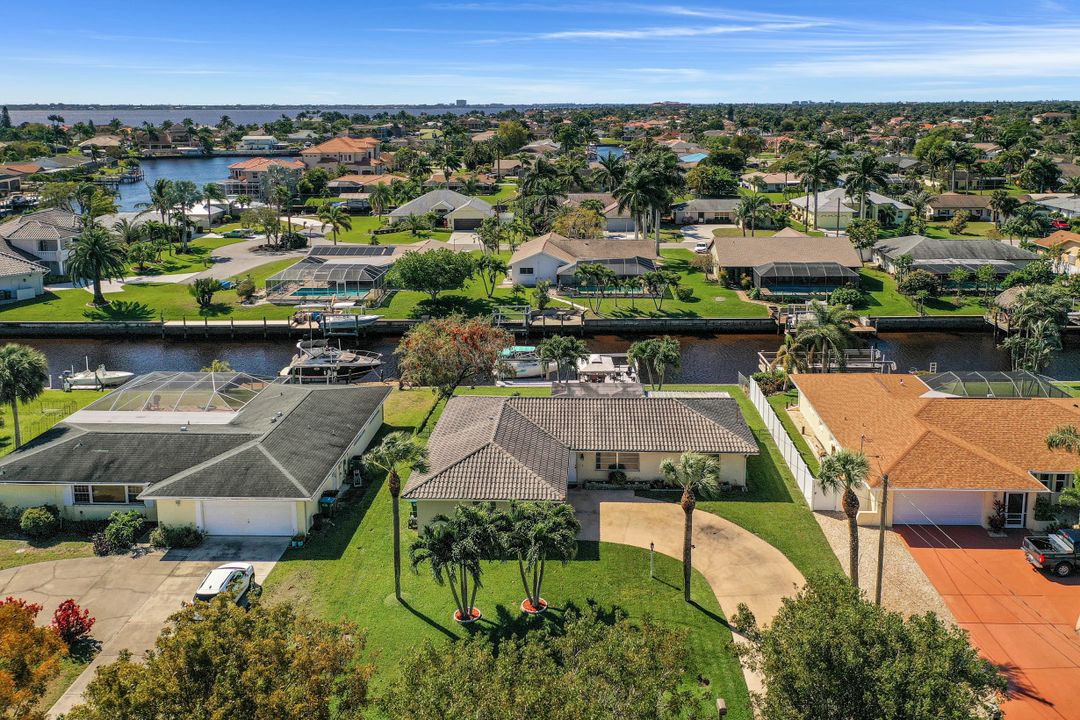 2108 Everest Pkwy, Cape Coral, FL 33904