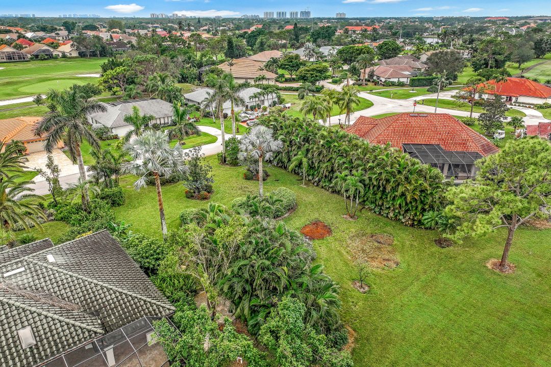 9922 Ortega Ln, Bonita Springs, FL 34135