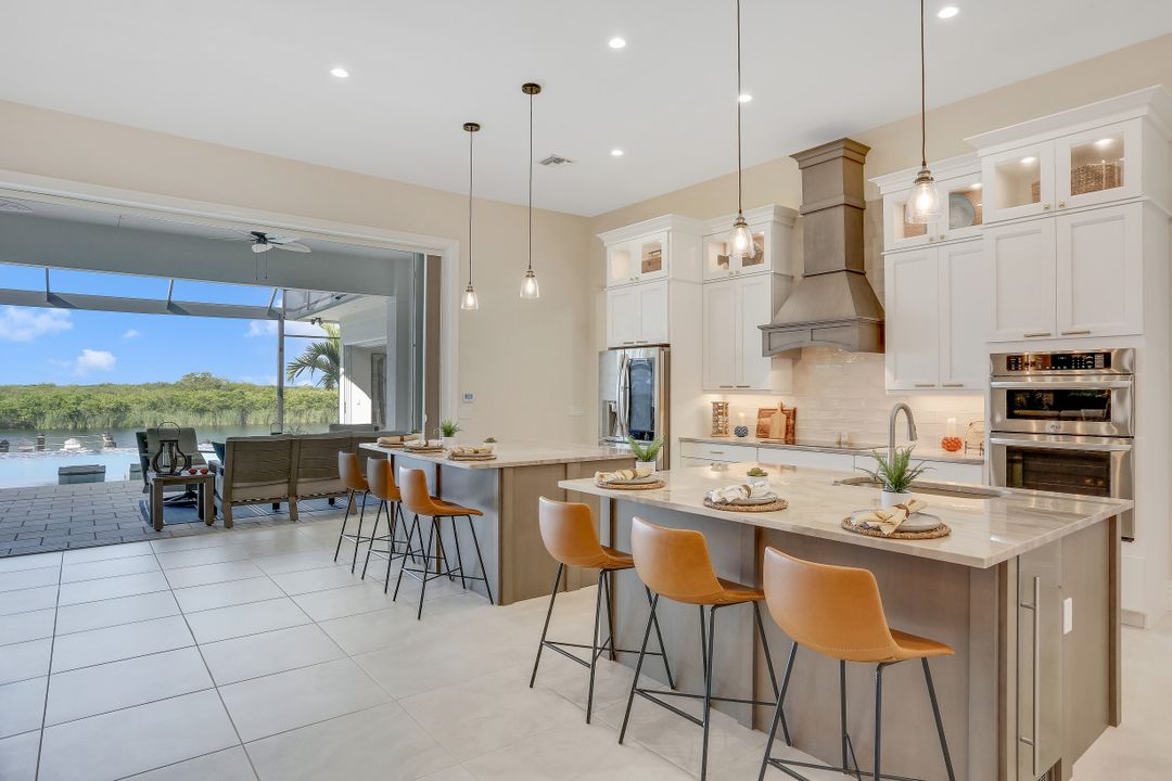 3236 Surfside Blvd, Cape Coral, FL 33914