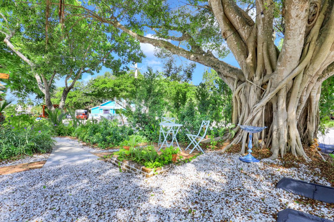 2204 Brevard Ave, Fort Myers, FL 33901