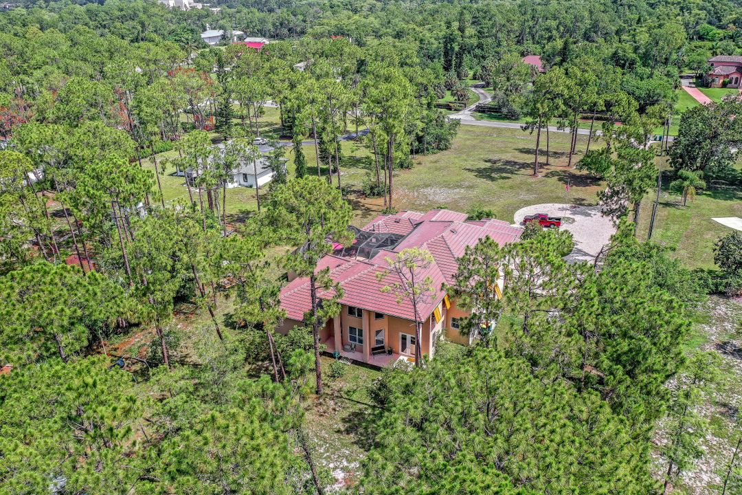 3660 7th Ave NW, Naples, FL 34120