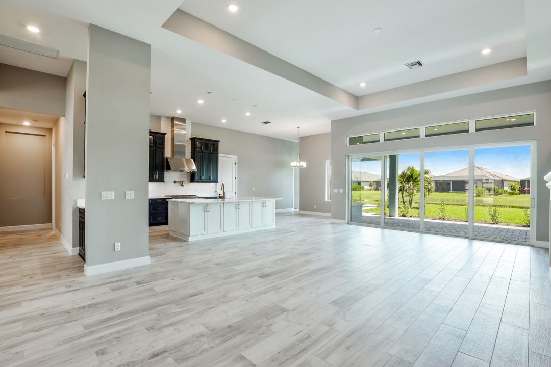 11430 Canal Grande Dr, Fort Myers, FL 33913