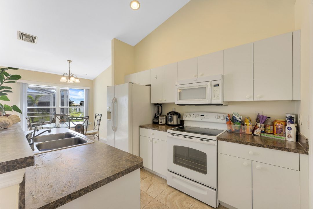 1100 SW Embers Terrace, Cape Coral, FL 33991