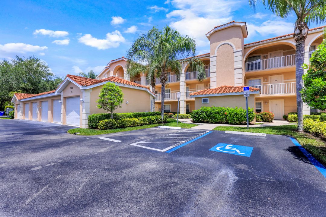 26630 Rosewood Pointe Dr #203, Bonita Springs, FL 34135