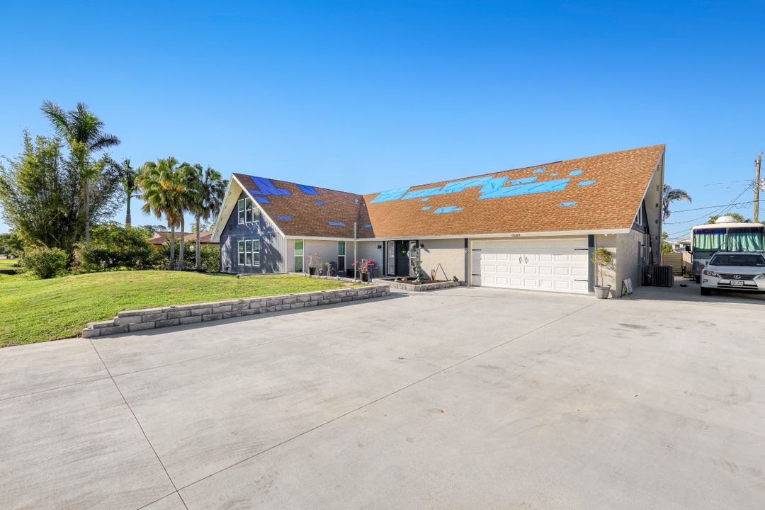 1549 Braeburn Rd, Fort Myers, FL 33919