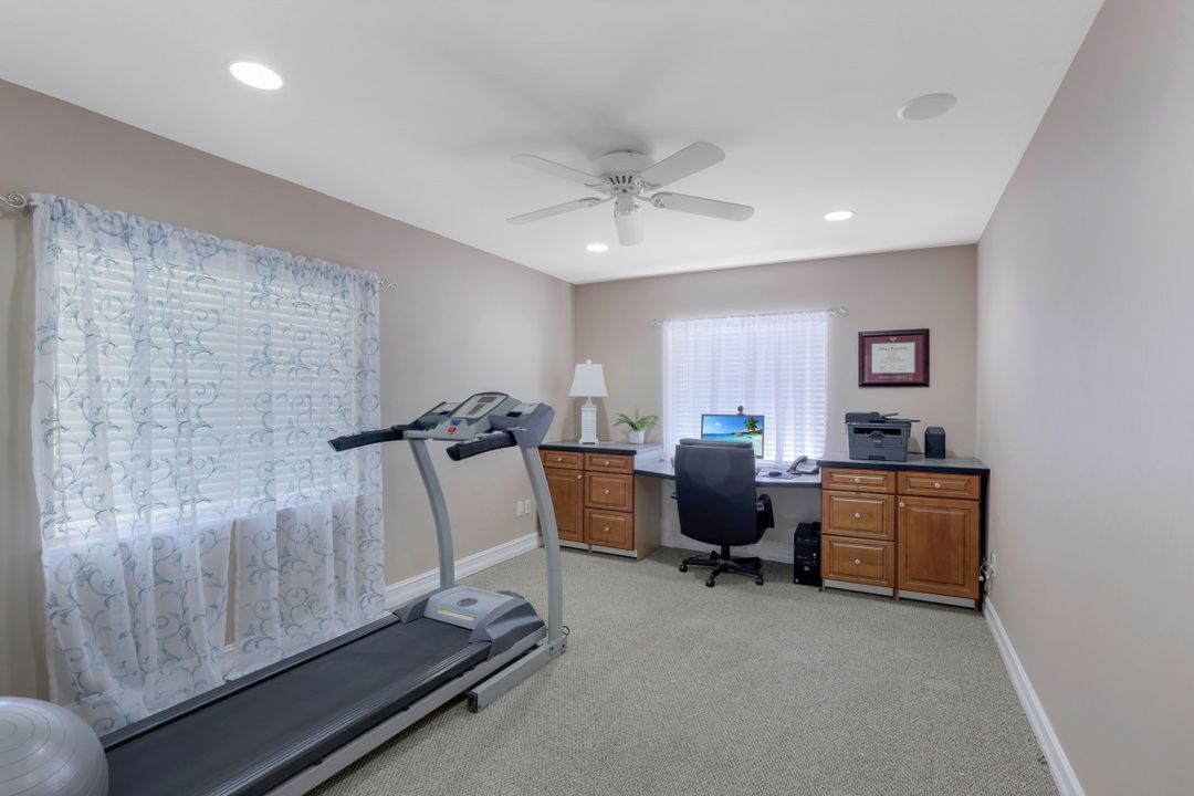 5660 Spanish Oaks Ln, Naples, FL 34119