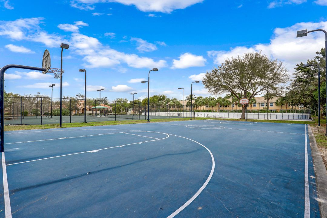 20441 Rookery Dr, Estero, FL 33928