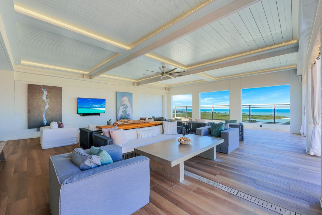 13915 Old Coast Rd #805, Naples, FL 34110