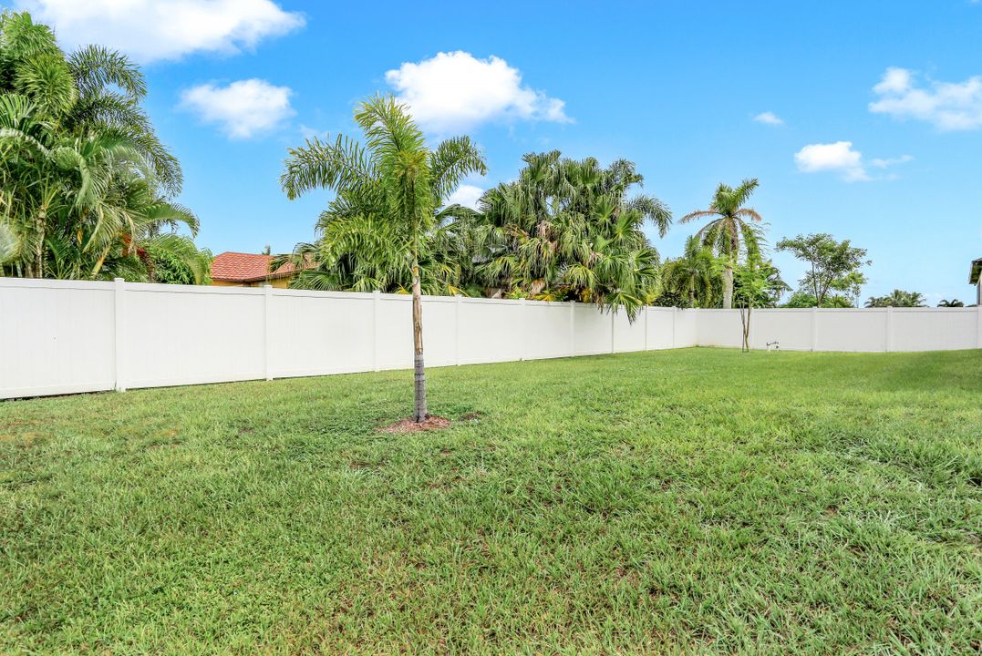 3405 NW 9th St, Cape Coral, FL 33993