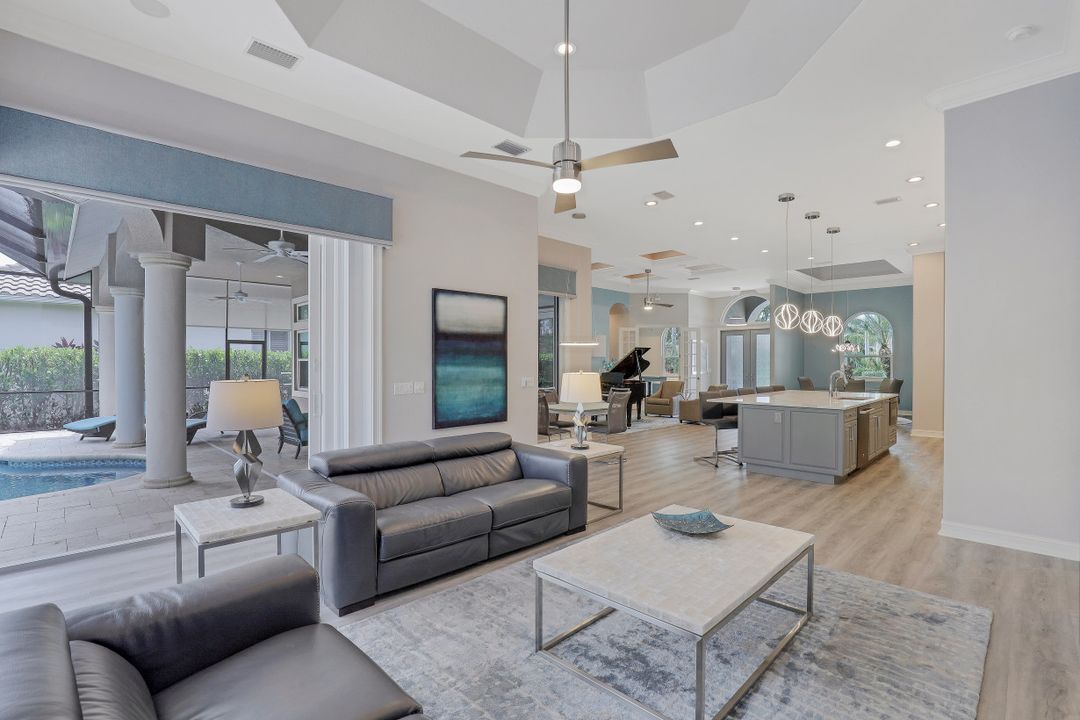 2790 Olde Cypress Dr, Naples, FL 34119