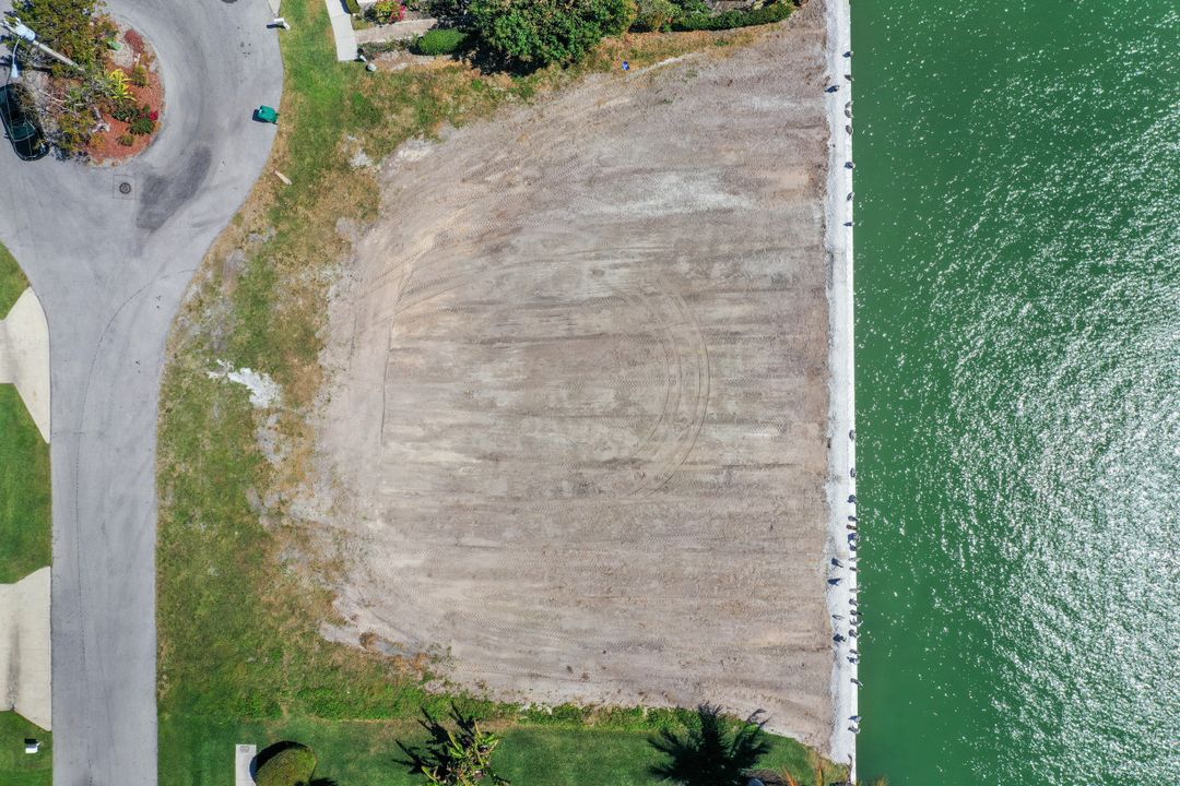 879 Magnolia Ct, Marco Island, FL 34145