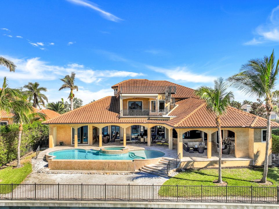 590 S Heathwood Dr, Marco Island, FL 34145