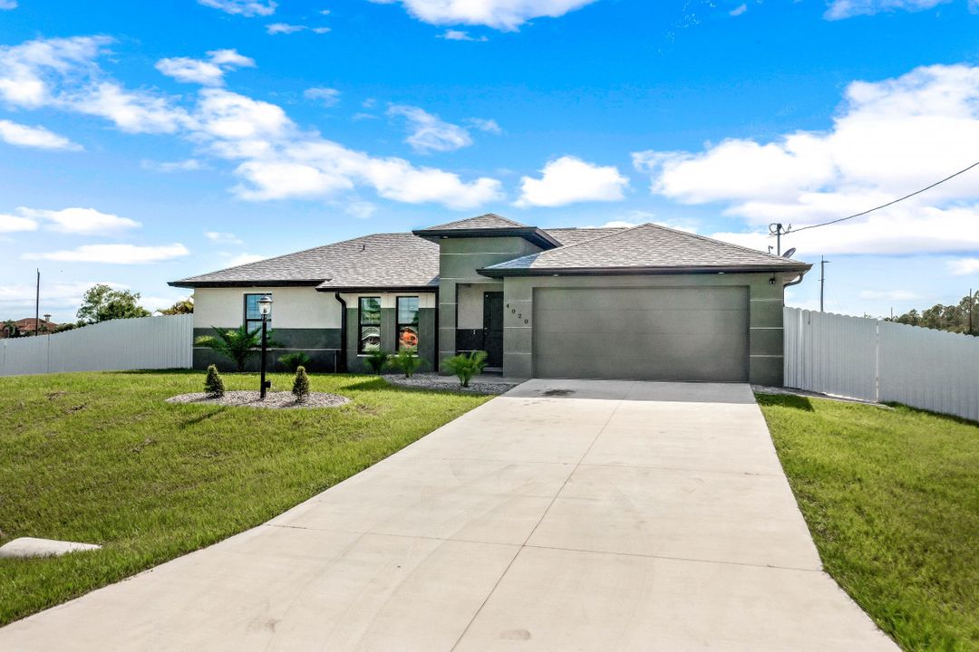 4020 NW 41st Pl, Cape Coral, FL 33993