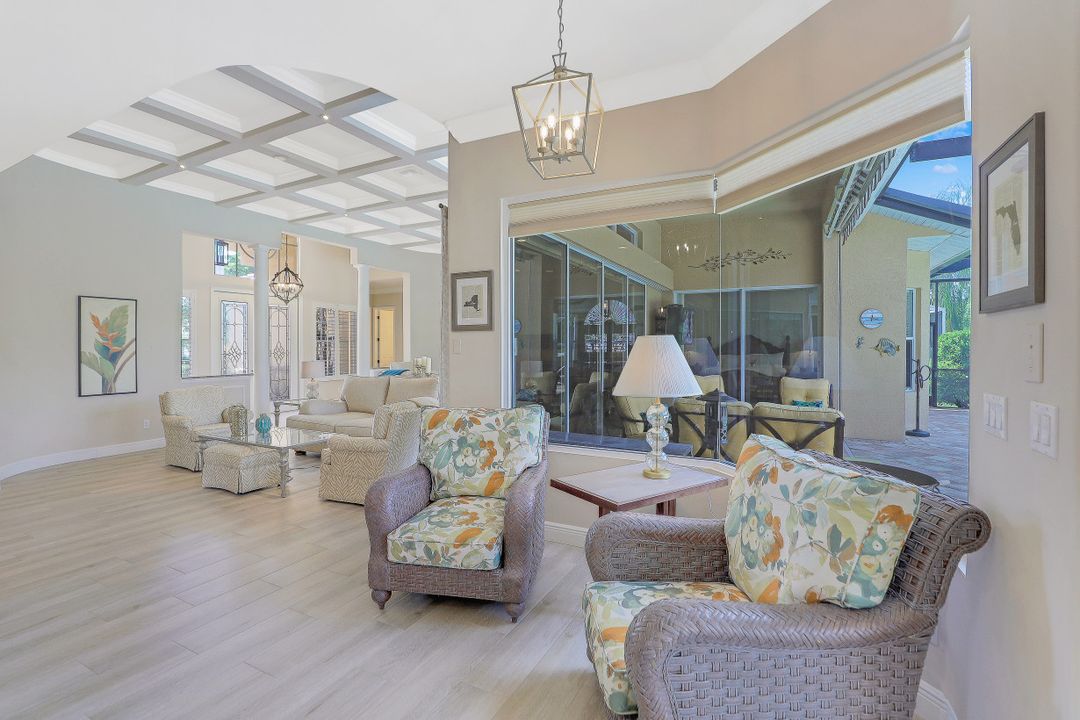 3601 Cedar Hammock View Ct, Naples, FL 34112