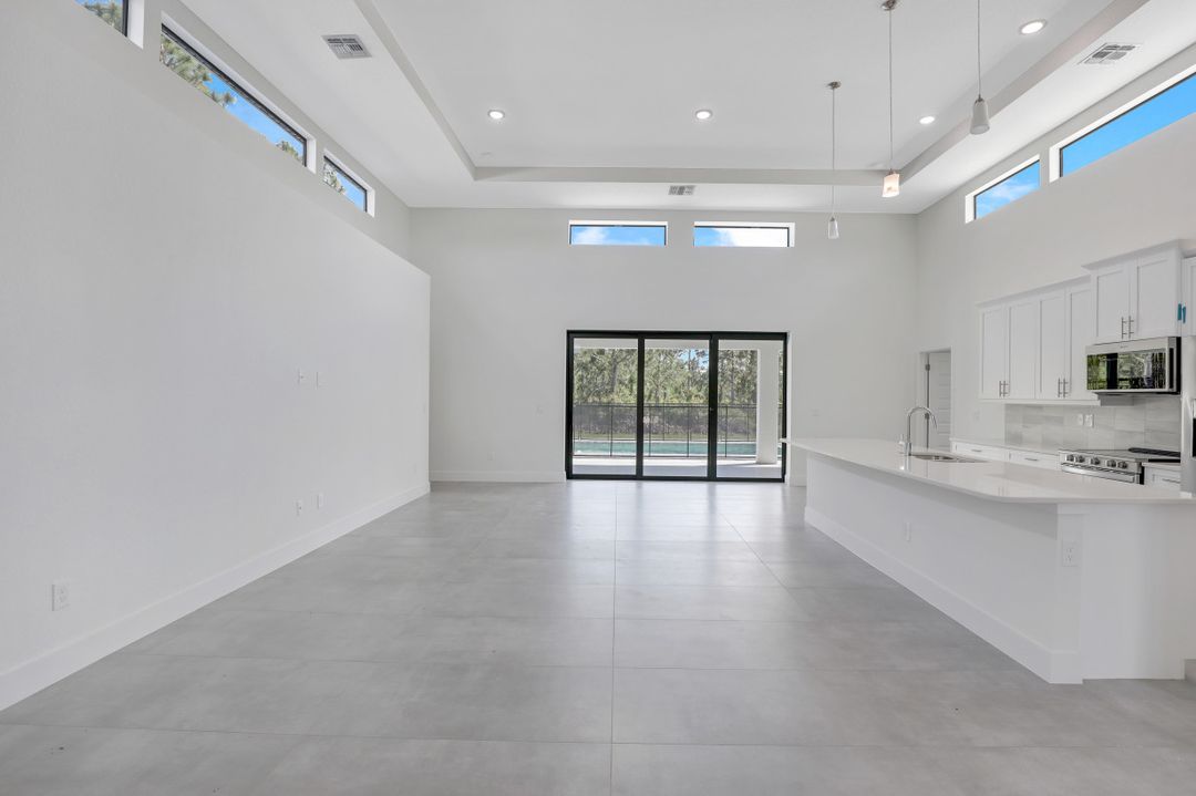 4312 18th Ave NE, Naples, FL 34120