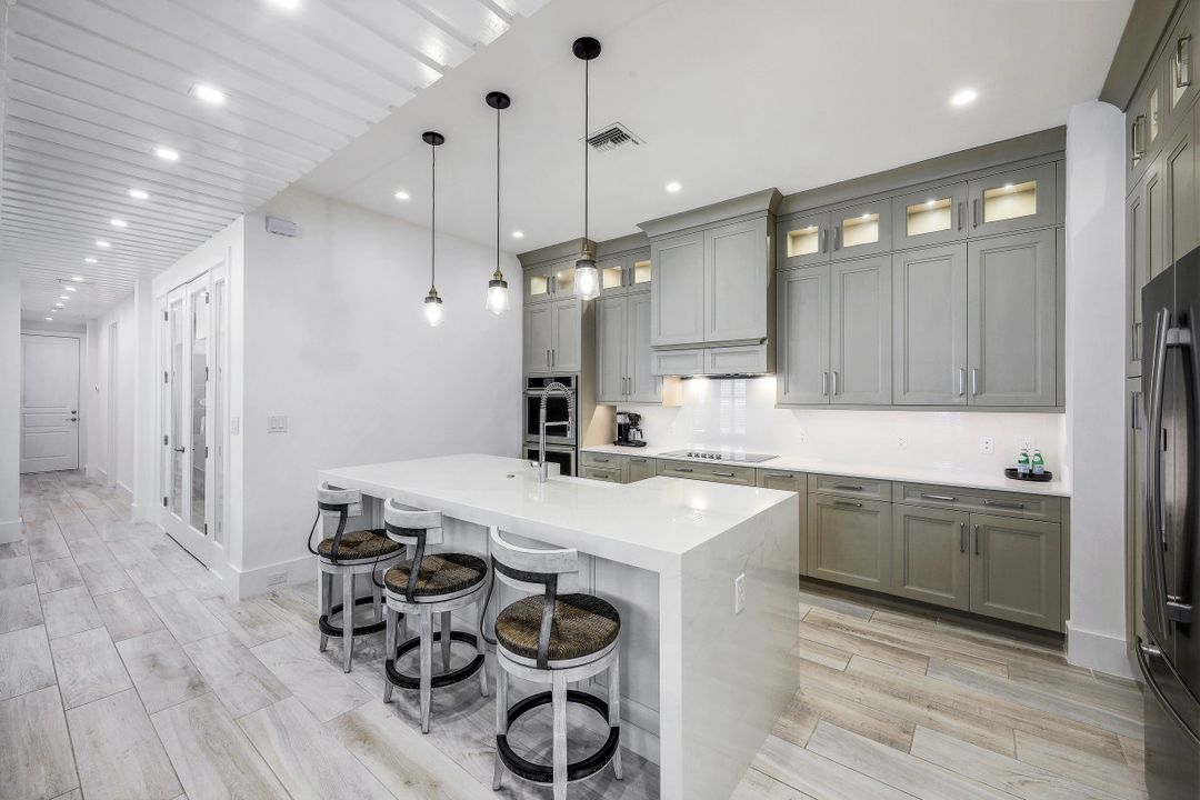 14167 Nautica Ct, Naples, FL 34114