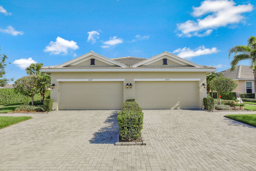 2657 Anguilla Dr, Cape Coral, FL 33991