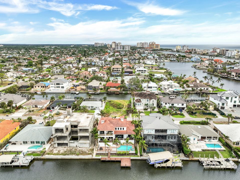 403 Seabee Ave, Naples, FL 34108