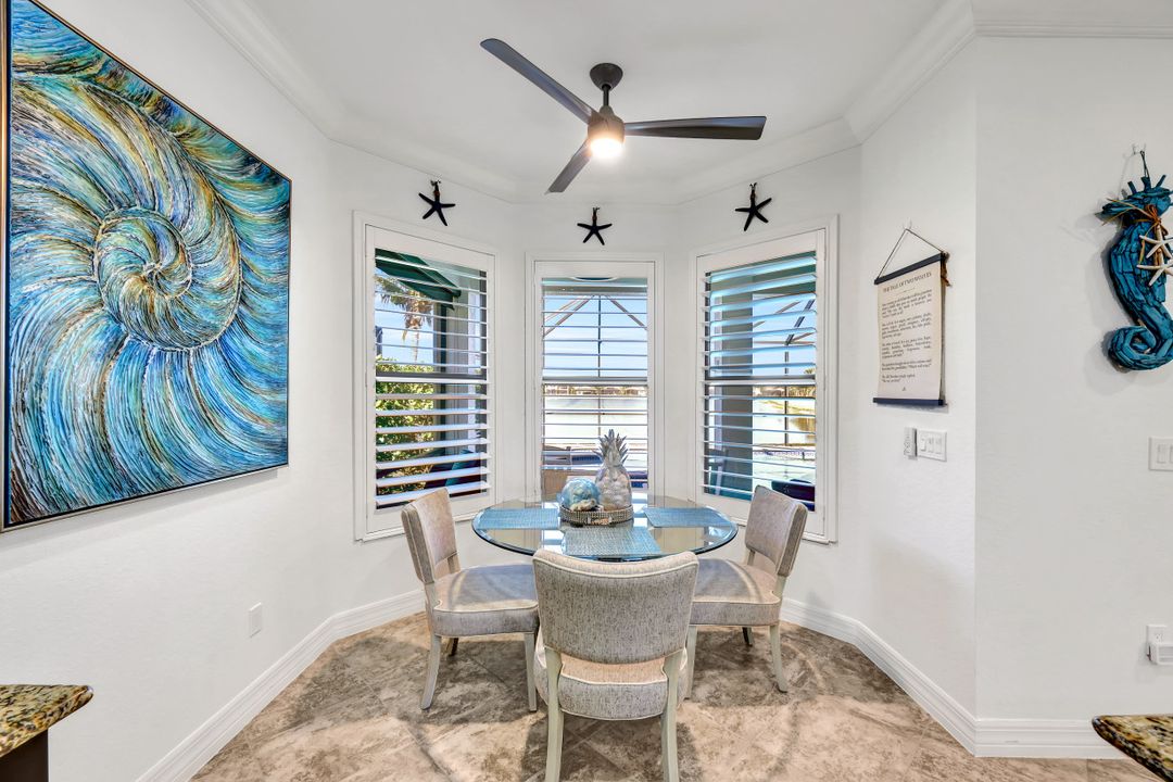 2739 Cinnamon Bay Cir, Naples, FL 34119