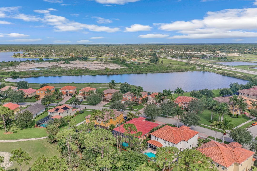 2108 Par Dr, Naples, FL 34120