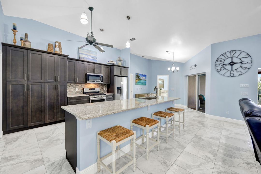 4109 SW 5th Pl, Cape Coral, FL 33914