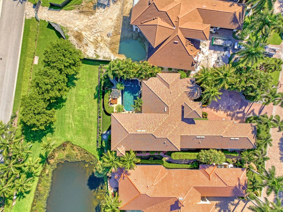 18000 Via Bellamare Ln, Miromar Lakes, FL 33913
