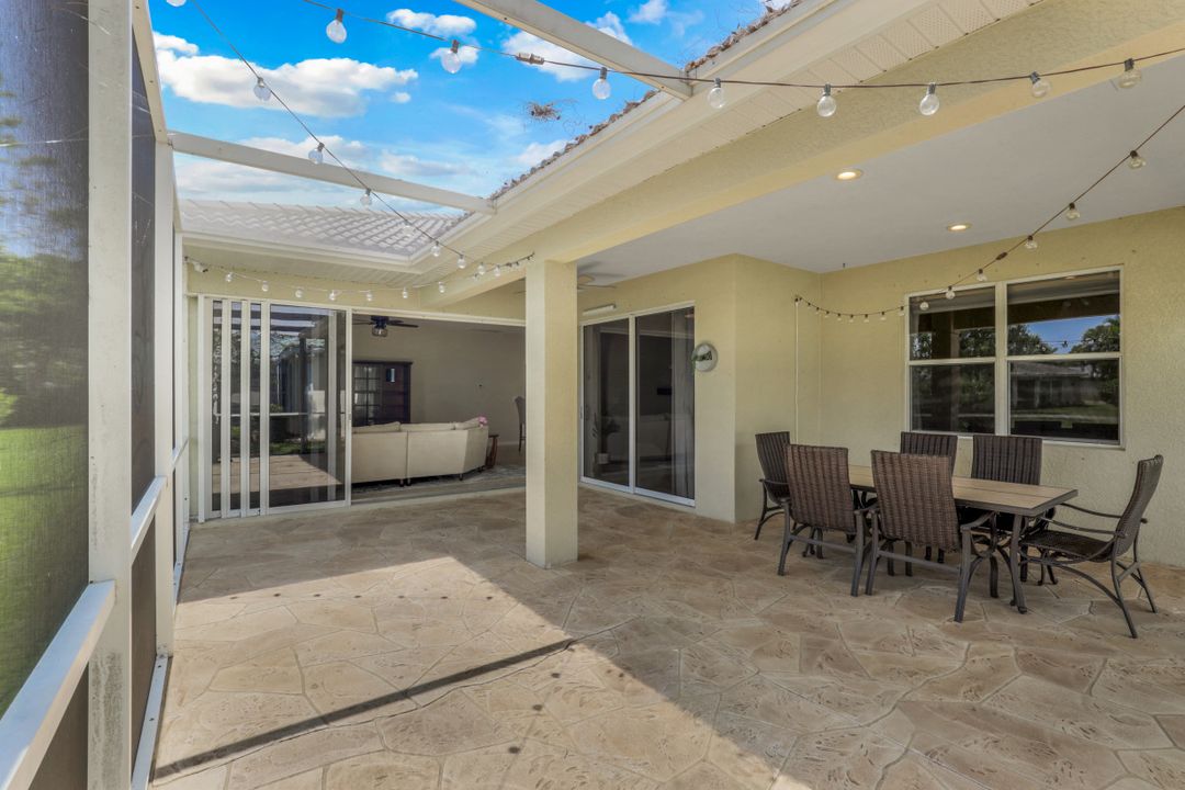 3738 Recreation Ln, Naples, FL 34116