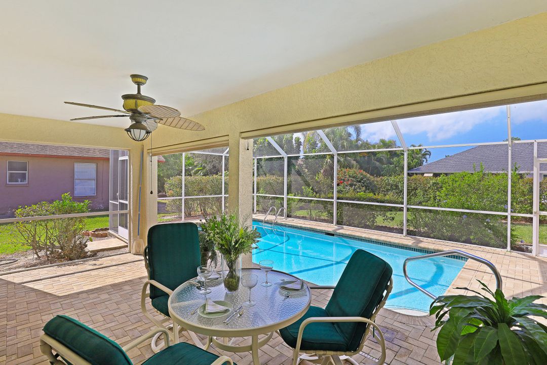 511 Ibis Way, Naples, FL 34110