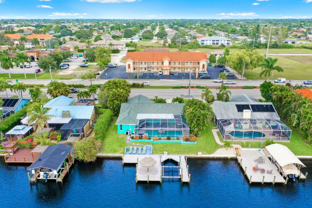 614 Cape Coral Pkwy W, Cape Coral, FL 33914