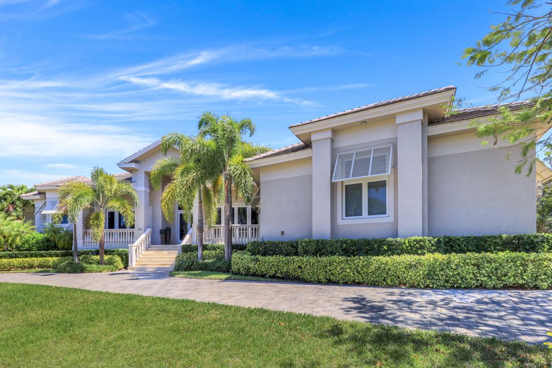 1231 Laurel Ct, Marco Island, FL 34145