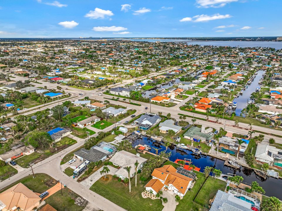 5305 Del Monte Ct, Cape Coral, FL 33904