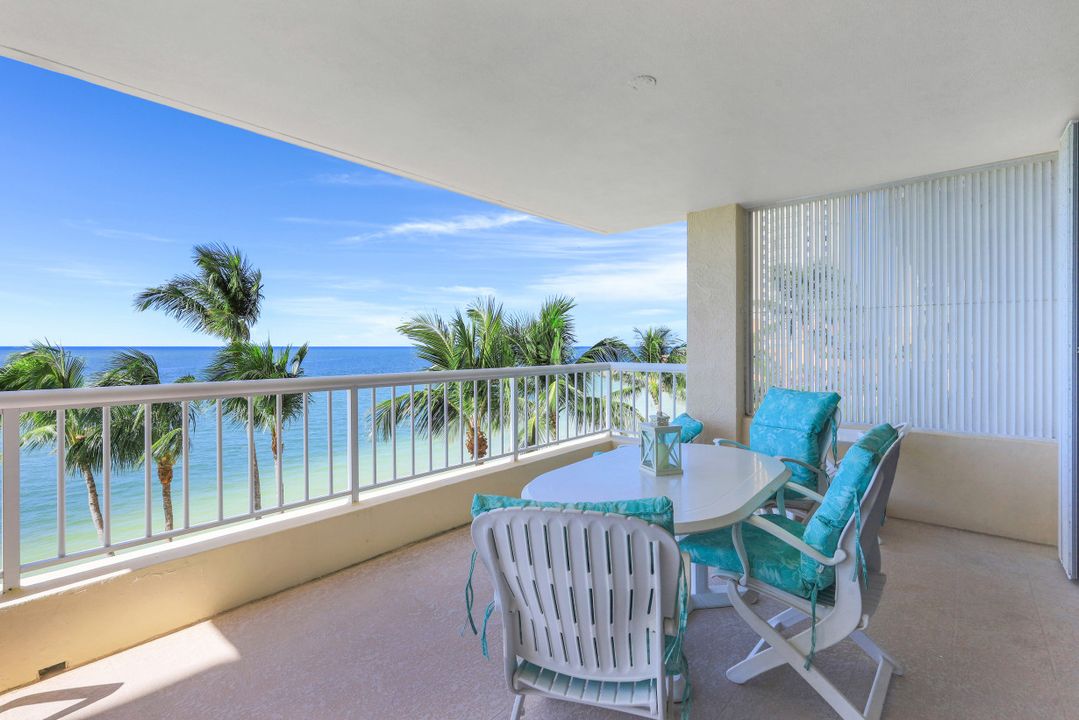 990 Cape Marco Dr #405, Marco Island, FL 34145