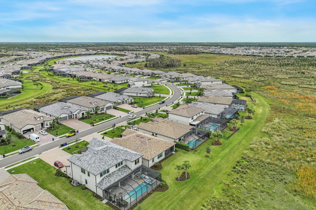 17624 Kinzie Ln, Estero, FL 33928