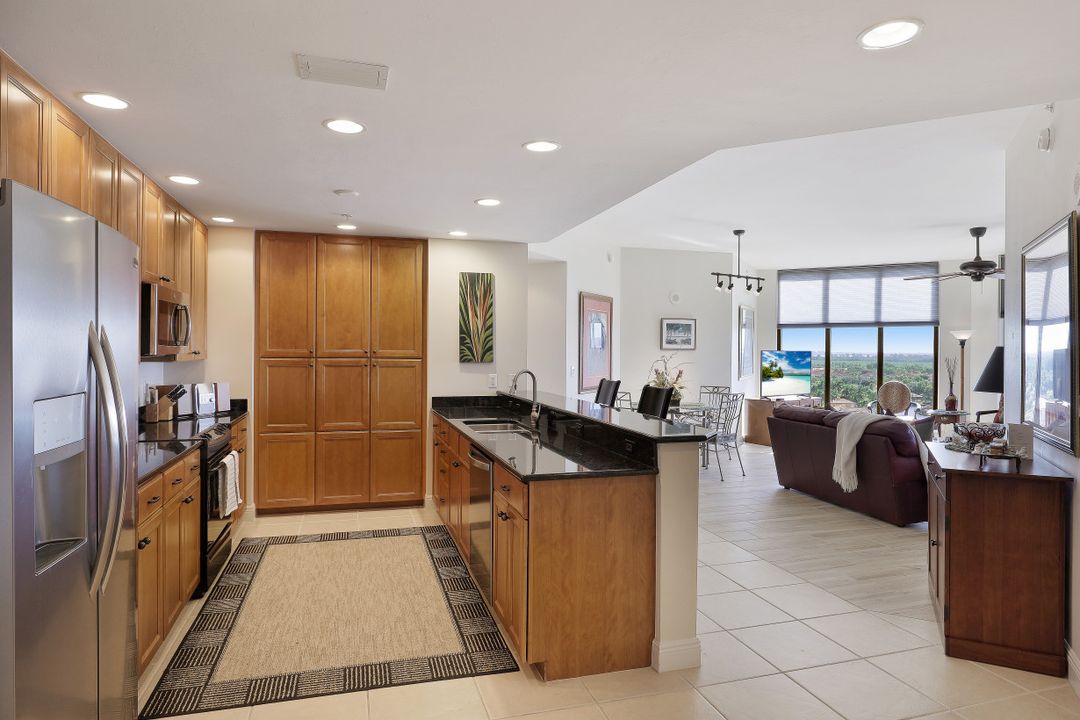 5781 Cape Harbour Dr #1302, Cape Coral, FL 33914