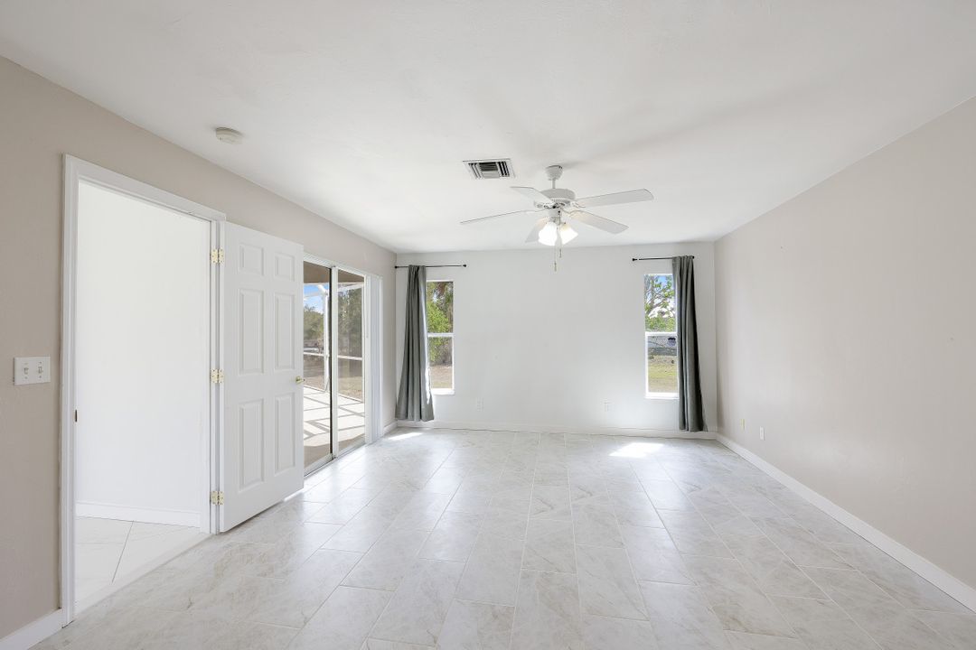 591 Pierre Cir, Lehigh Acres, FL 33974