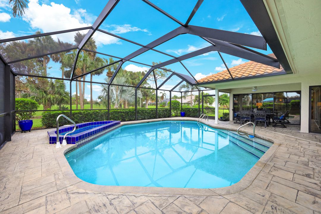 2012 Imperial Golf Course Blvd, Naples, FL 34110
